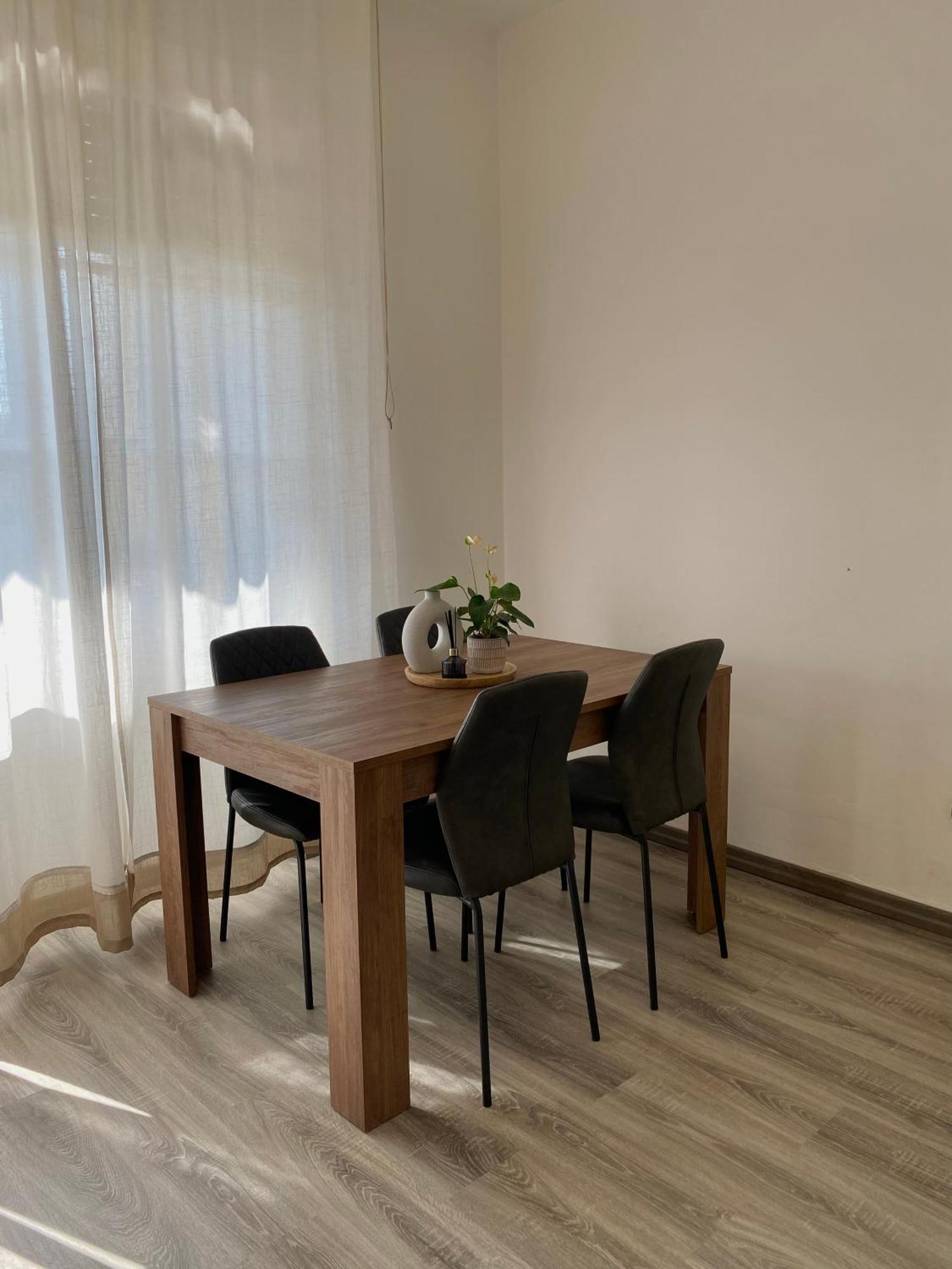 Casa Sara Como Lake Parcheggio Interno Privato Cernobbio Bagian luar foto