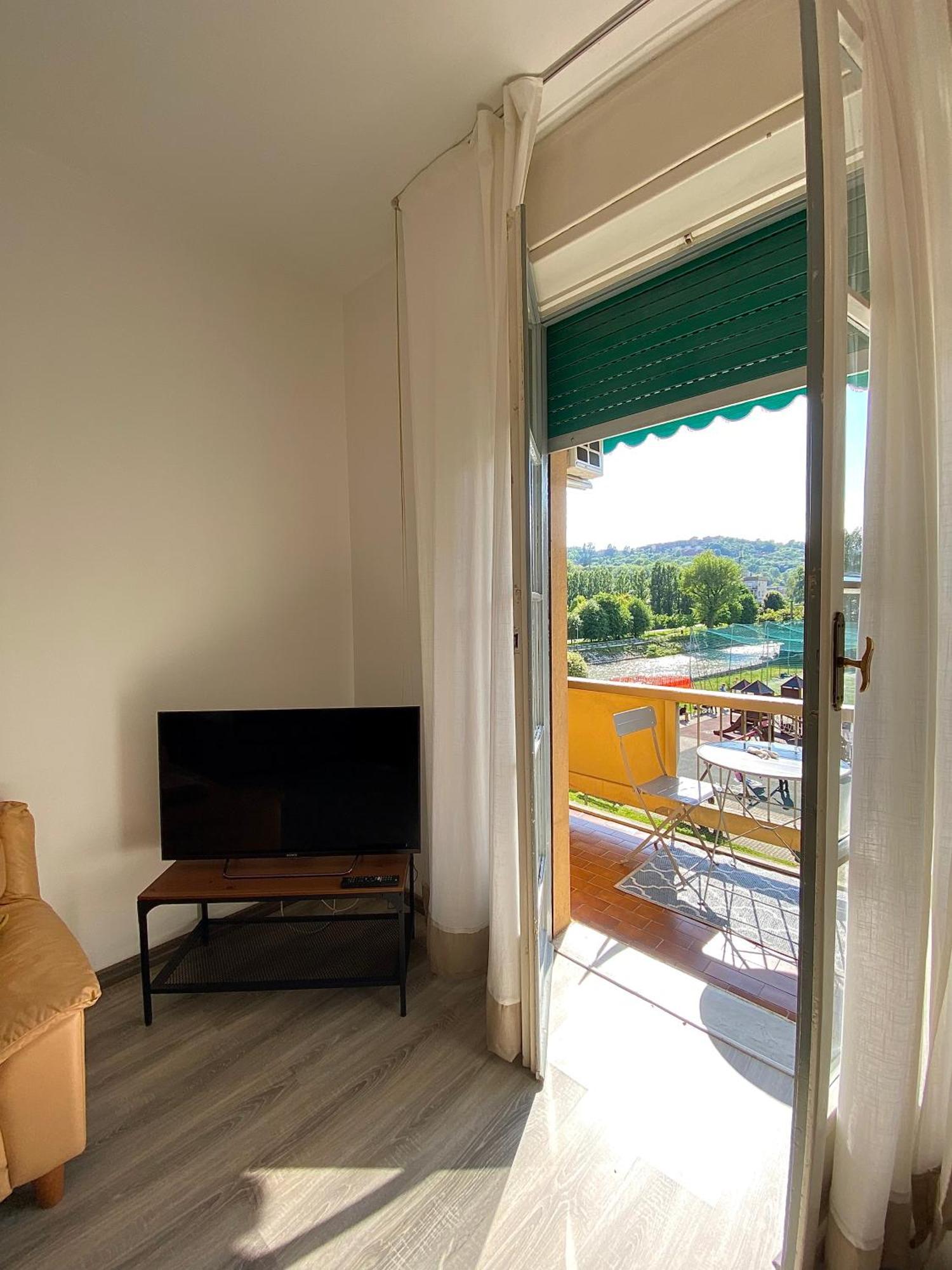 Casa Sara Como Lake Parcheggio Interno Privato Cernobbio Bagian luar foto